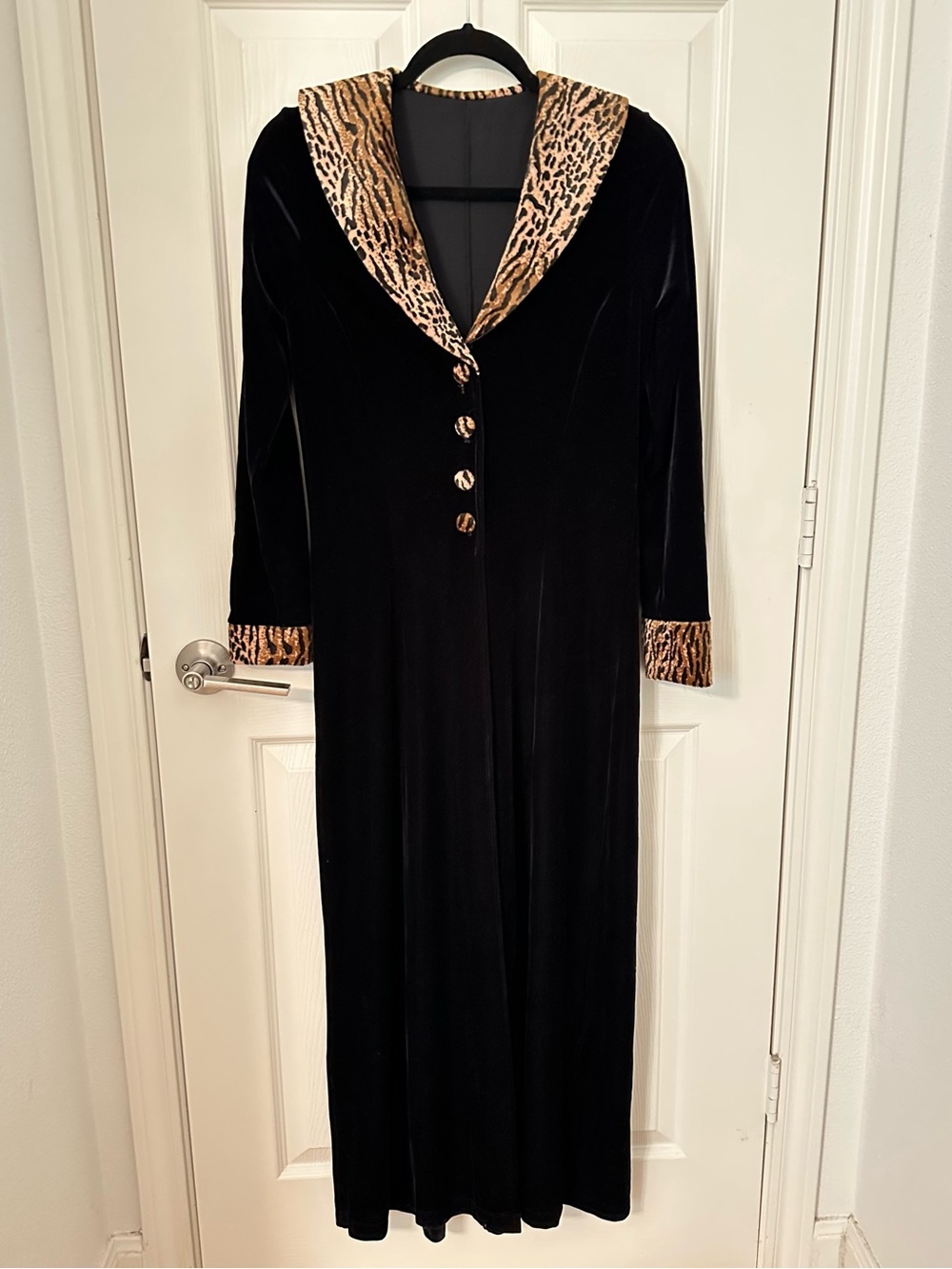 UNIQUE Vintage Black Velvet Leopard Print Trim Statement Maxi Duster Coat XS-S